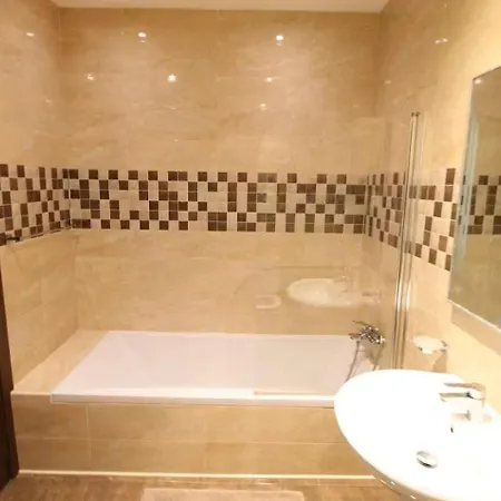 Private 1 - Msida Comfort * Is-Swatar